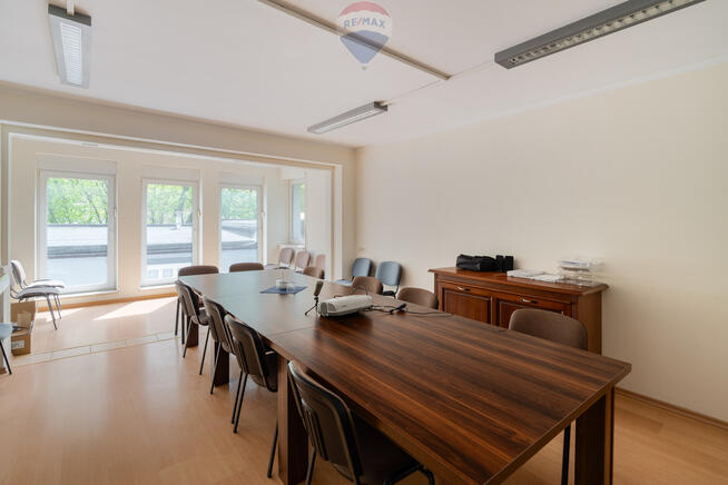 Kaźmierz, dom na firmę, parking, duży potencjał