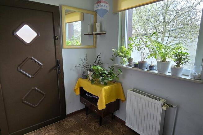 Dom z zabudowaniami gospodarczymi, duża działka