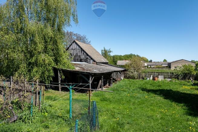 Dom z zabudowaniami gospodarczymi, duża działka