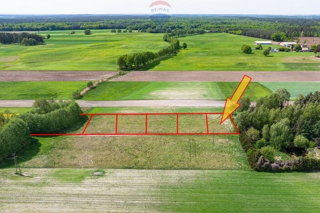 Wiosna, malownicza, spokojna okolica, mini-osiedle