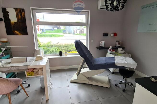 Ekonomiczny dom + usługi, świetna lokalizacja