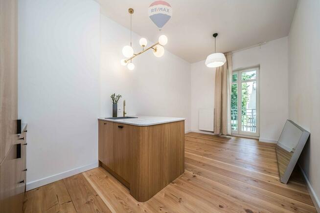 Extra urządzone mieszkanie balkon zieleń centrum