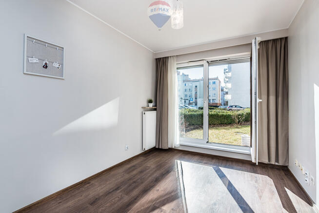 MIESZKANIE 2 POKOJE PARTER OGRÓDEK NARAMOWICE