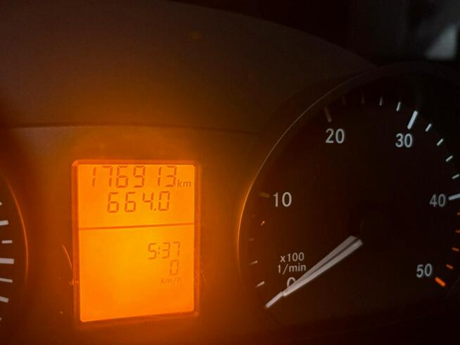 Mercedes Sprinter 2017*2.2 140 KM*L2H2*Bagażnik*2x drzwi boczne*3.5 t hak