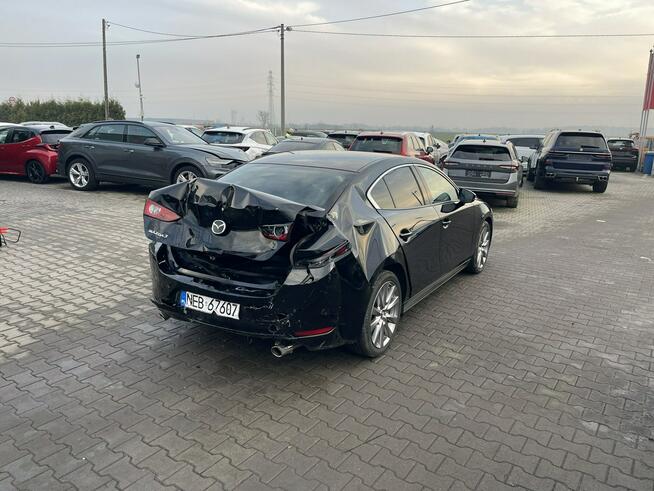 Mazda 3 mHEV Podgrzewanie Kamera Klimatronik BOSE 186KM