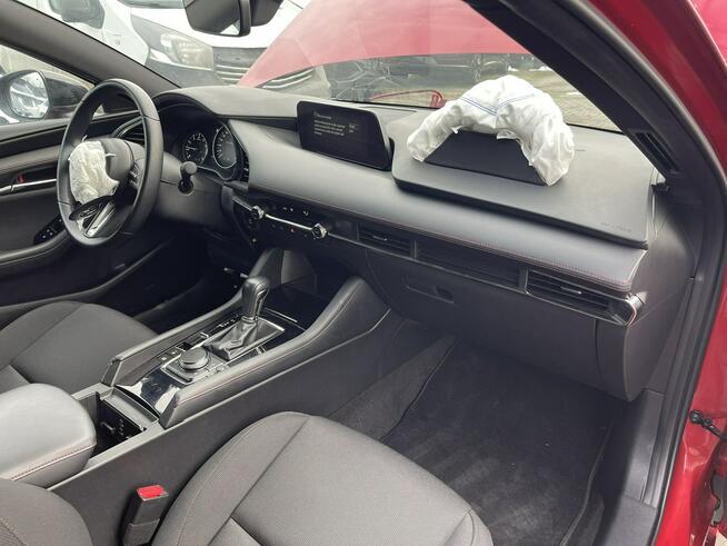 Mazda 3 mHEV Automat Podgrzewanie Kamera Klimatronik: 2 strefy 186KM