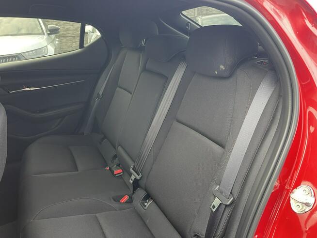 Mazda 3 mHEV Automat Podgrzewanie Kamera Klimatronik: 2 strefy 186KM