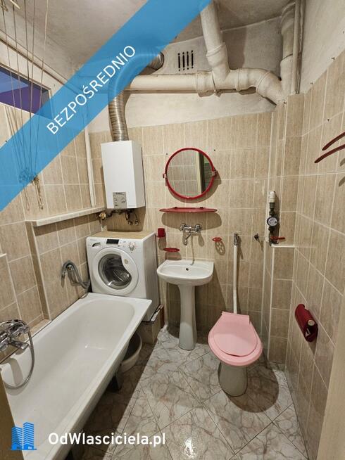 Przestronna kawalerka 37 m² z widokiem na park, w cichym bloku z cegły.