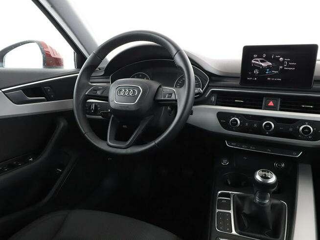 Audi A4 navi klima auto kamera i czujniki parkowania full LED