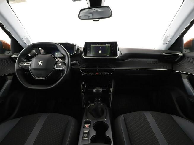 Peugeot 2008 1.2T Benzyna Allure Tempomat Nawigacja Asystenci Kamera PDC FullLED