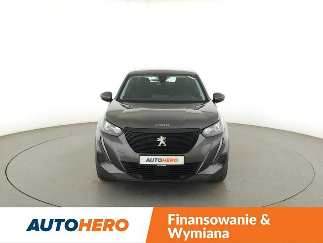 Peugeot 2008 navi kamera tempomat