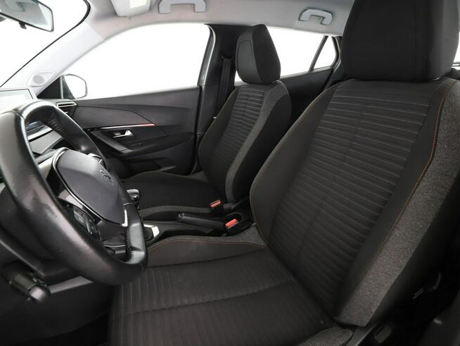 Peugeot 2008 navi kamera tempomat