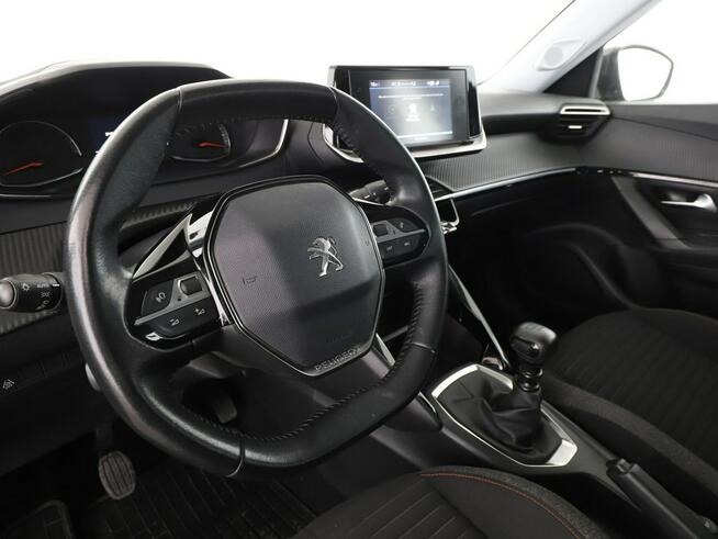 Peugeot 2008 navi kamera tempomat