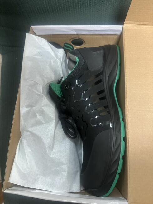 Sprzedam buty robocze