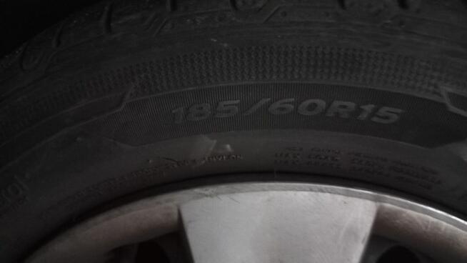 Felgi stalowe 16(5×112) orginalne vw z oponami zimowymi