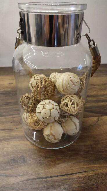 Latarenka szklana z ozdobnym suszem