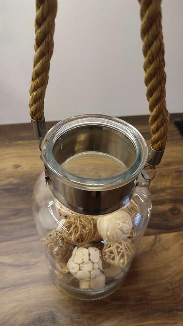 Latarenka szklana z ozdobnym suszem