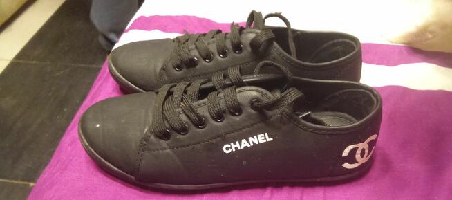 Buty sportowe damskie