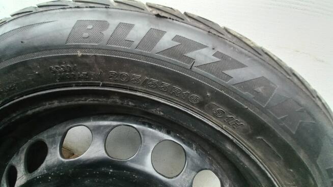 Felgi stalowe 16(5×112) orginalne vw z oponami zimowymi