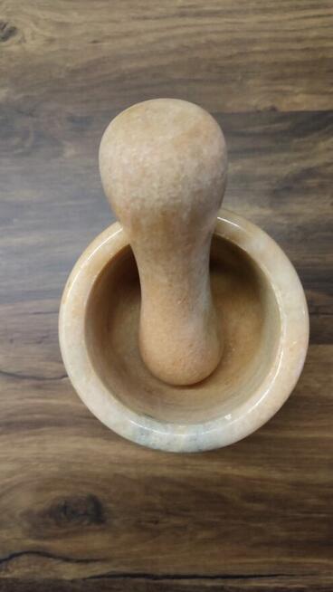 Moździerz granitowy z tłuczkiem - ładny kolor