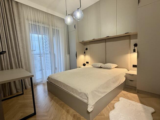 Elegancki Apartament na 11 piętrze / (First Tenant) - Wola