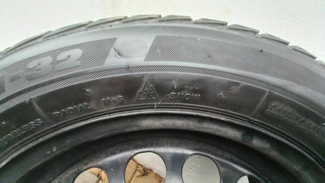 Felgi stalowe 16(5×112) orginalne vw z oponami zimowymi