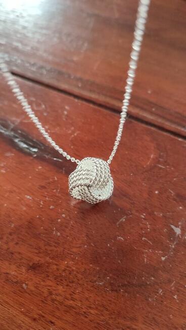 Komplet oryginalnej biżuterii - wisiorek+kolczyki