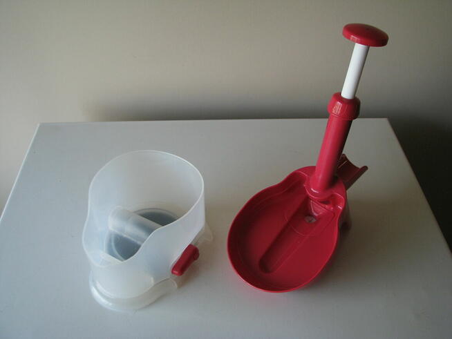 Dobrej jakości, drylownica z przyssawką do wiśni, oliwek