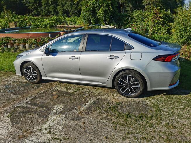 Toyota Corolla Prawie nowa Full LED, radar, dwustrefowa klim