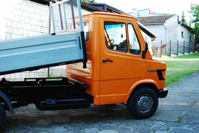 Mercedes – Benz 602D-207D; Nowy kiper aluminiowy; 122tys km