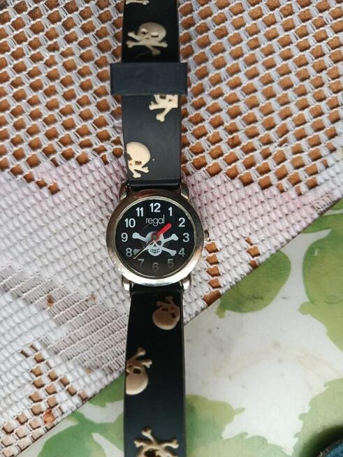 Sprzedam ładne ,prawie nie używane zegarki