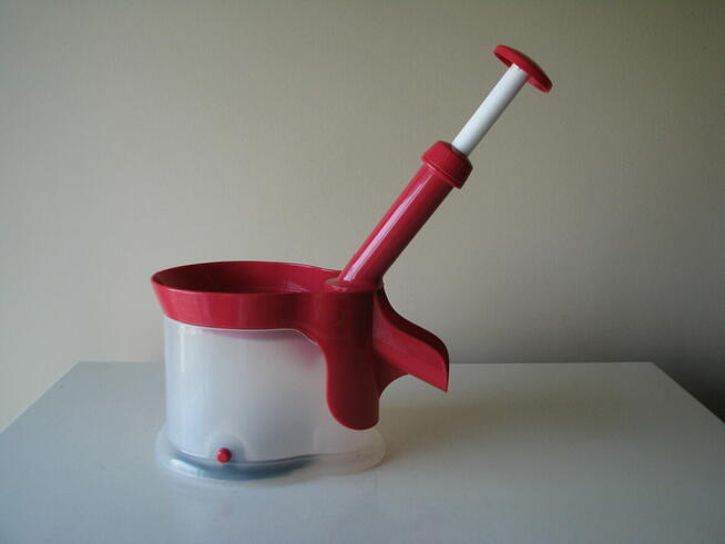 Dobrej jakości, drylownica z przyssawką do wiśni, oliwek