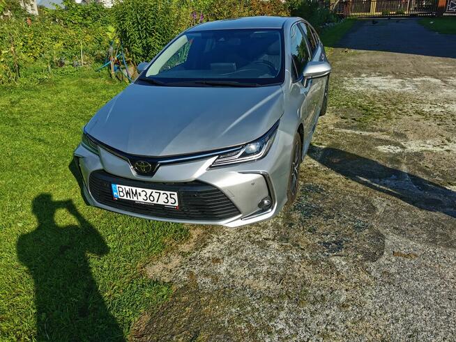 Toyota Corolla Prawie nowa Full LED, radar, dwustrefowa klim