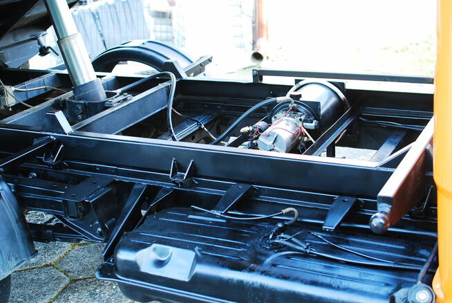 Mercedes – Benz 602D-207D; Nowy kiper aluminiowy; 122tys km