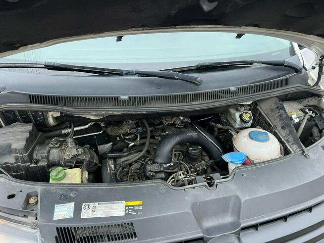Volkswagen Transporter T5 2.0TDI Zarejestrowany
