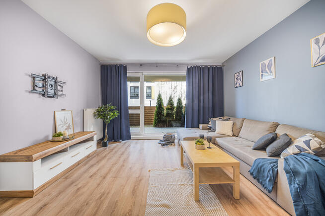 ✅ Sprawdź >>> 60m2 z ogródkiem + garaż i komórka✅