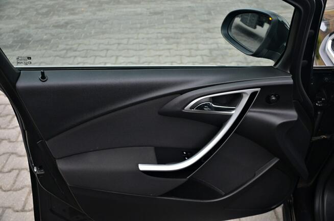 Opel Astra 1,4Turbo*140KM*Xenon*Navi*Niemcy*LED*Kamera