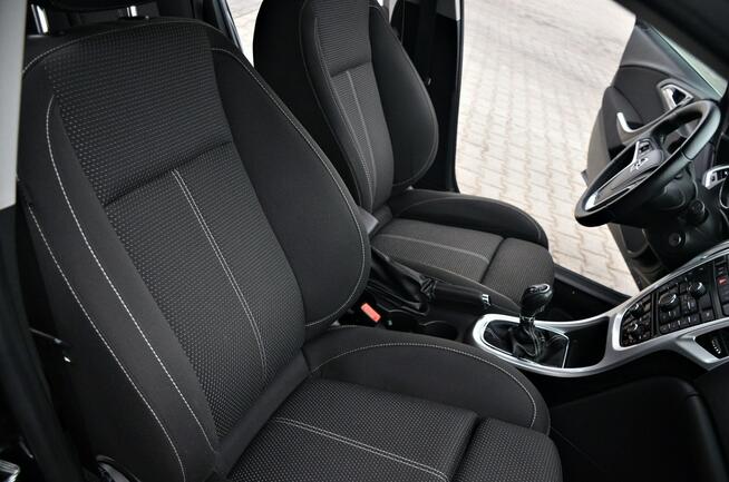 Opel Astra 1,4Turbo*140KM*Xenon*Navi*Niemcy*LED*Kamera