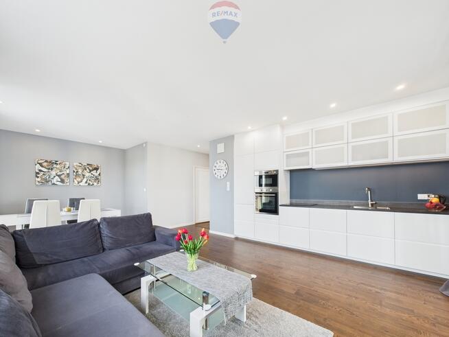 Apartament 2-pokojowy w chmurach – 16. piętro