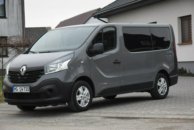 Renault Trafic 1.6D 8-Osobowy/ Navi/ 2 KPL Kół/ Oryginał Lakier/Sprowadzony/Gwarancja