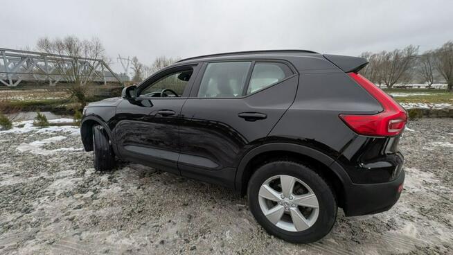 Volvo XC 40 2.0 150 KM