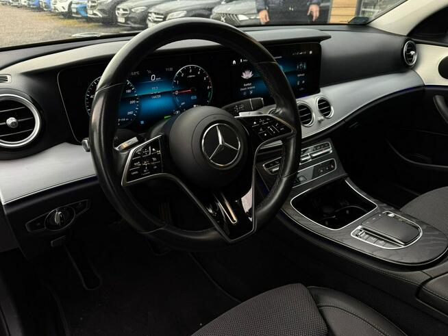 Mercedes E 300 Salon Polska Poleasingowy I właściciel Serwis ASO VAT 23% Bezwypadkowy