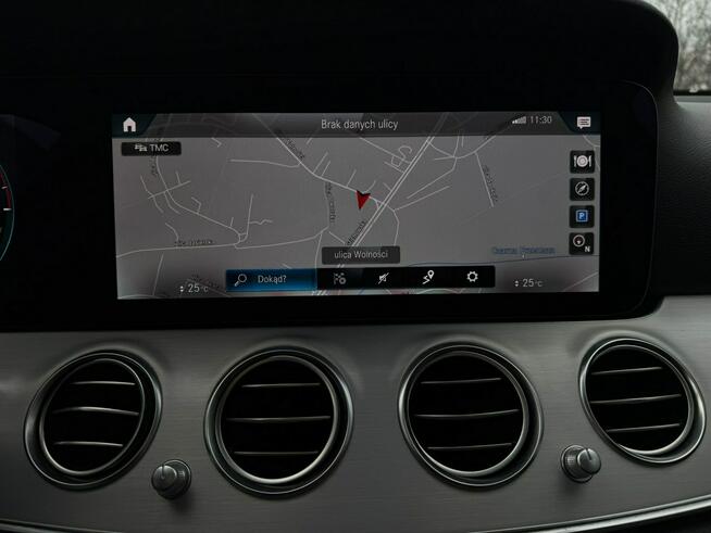 Mercedes E 300 Salon Polska Poleasingowy I właściciel Serwis ASO VAT 23% Bezwypadkowy