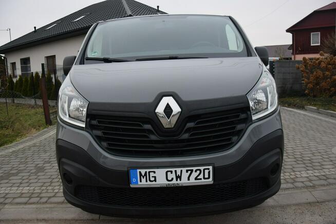 Renault Trafic 1.6D 8-Osobowy/ Navi/ 2 KPL Kół/ Oryginał Lakier/Sprowadzony/Gwarancja