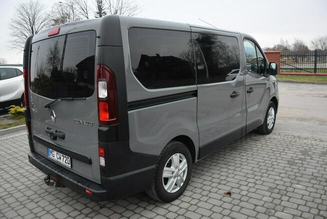 Renault Trafic 1.6D 8-Osobowy/ Navi/ 2 KPL Kół/ Oryginał Lakier/Sprowadzony/Gwarancja