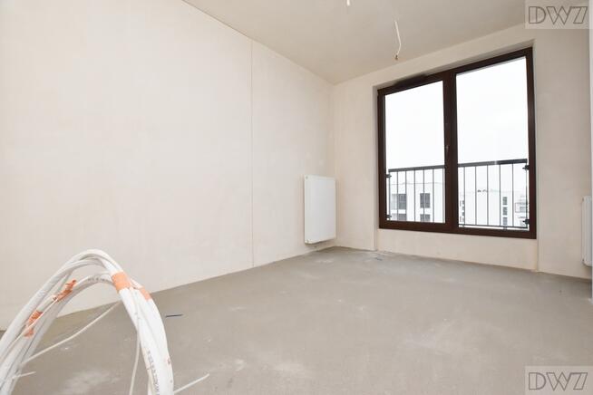 4 pokoje,3 m.postojowe,taras 40 m2,widok na Wawel