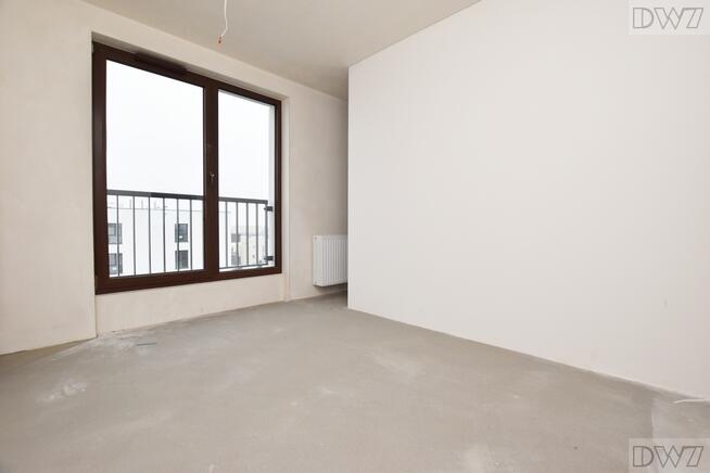 4 pokoje,3 m.postojowe,taras 40 m2,widok na Wawel