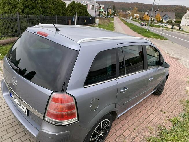 Opel Zafira 1,6 Benzyna/7 miejsc/10 airbag/Klimatyzacja OK/Opony wielosezonowe