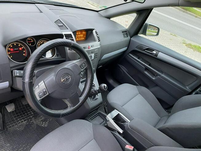 Opel Zafira 1,6 Benzyna/7 miejsc/10 airbag/Klimatyzacja OK/Opony wielosezonowe