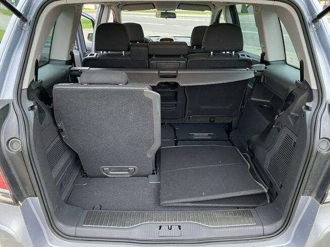 Opel Zafira 1,6 Benzyna/7 miejsc/10 airbag/Klimatyzacja OK/Opony wielosezonowe